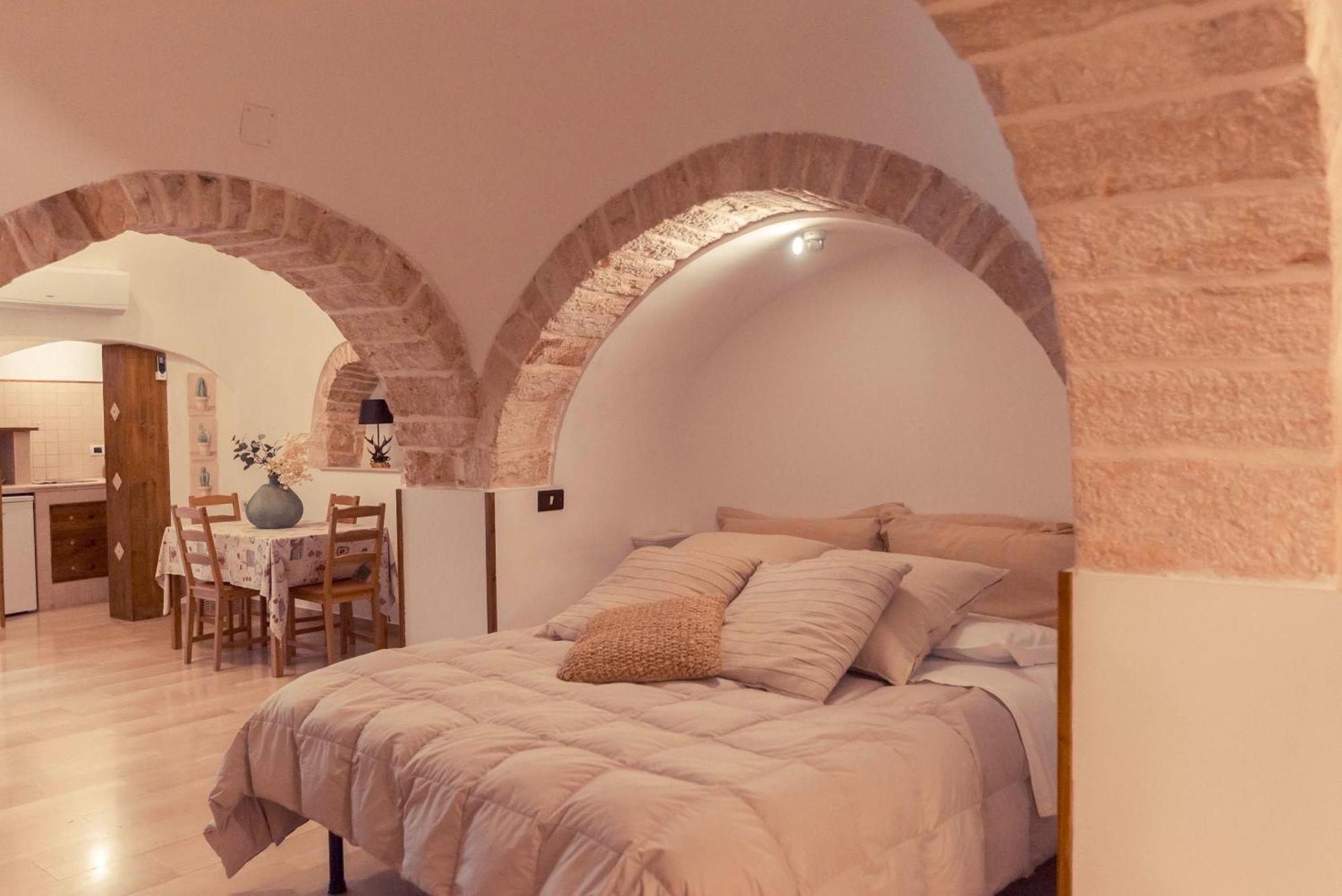 Trulli Antichi Mestieri - Widespread Trulli In The Historic Center Panzió Alberobello Kültér fotó