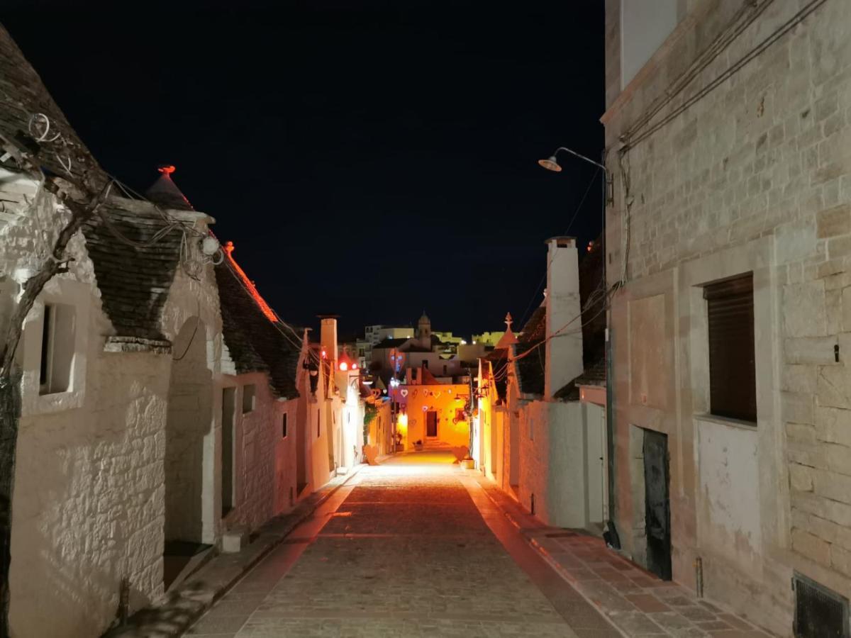 Trulli Antichi Mestieri - Widespread Trulli In The Historic Center Alberobello Kültér fotó